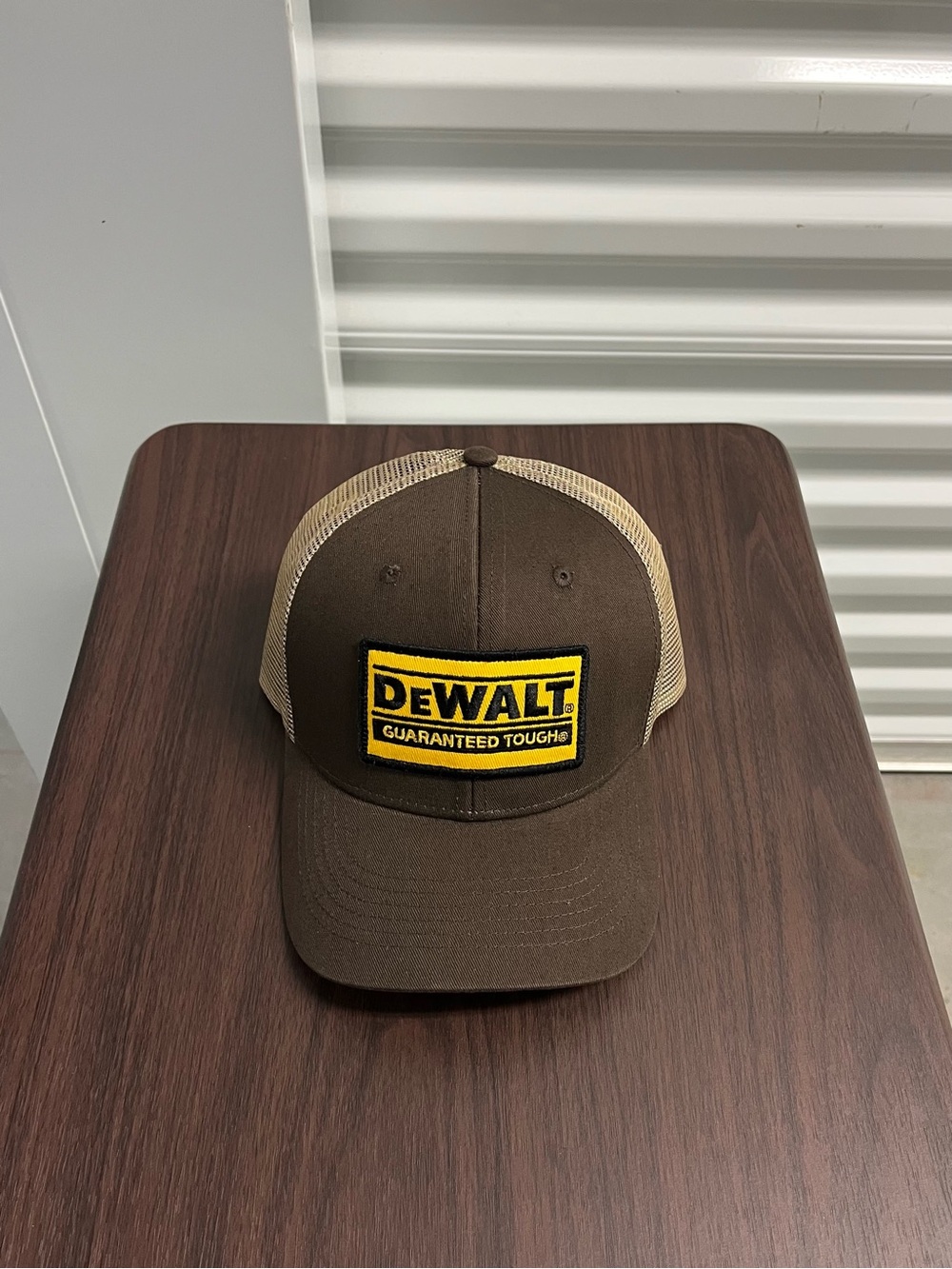 DeWalt Wallace Classic Mesh Trucker Hat Brown/Tan Snapback NWT OSFA
